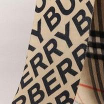 Burberry busca reavivar la chispa con su nueva dirección