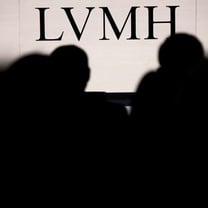 Luxuskonzern LVMH bleibt unter Druck - Nachfrageschwäche belastet Aktie