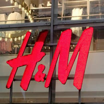 Las negociaciones del ERE en H&M, que podría afectar a 521 trabajadores, comienzan este martes