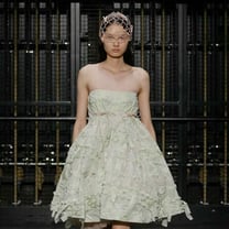 Новую коллекцию для Gaultier Couture создаст Симона Роша (Simone Rocha)