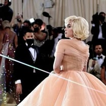 Stars feiern US-Mode bei Met-Gala in New York