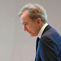 Adieu Bolloré, bonjour Arnault: Paris Match d'un milliardaire à l'autre