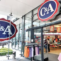 C&A bringt erste Lingerie-Kollektion mit Lycra-Technologie auf den Markt