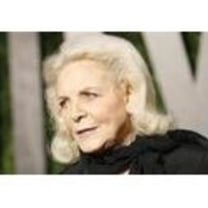 Actress Lauren Bacall remembered as Hollywood icon, legend