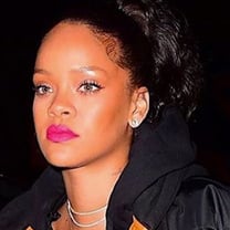 Does Rihanna have her eye on a new lipstick collection?