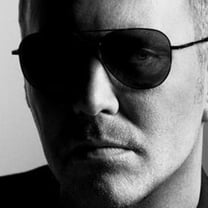 Michael Kors voltará às passarelas ao vivo com desfile no dia 10 de setembro em Nova York