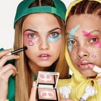 M.A.C collabora con Nicopanda per una linea di make up