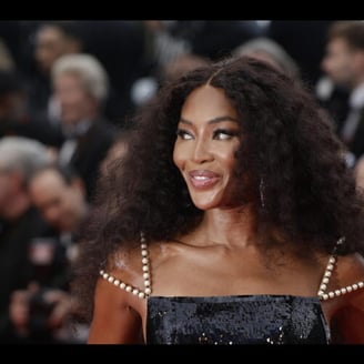 UK bans supermodel Naomi Campbell from being charity trustee