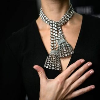 Mysterious diamond-laden necklace fetches $4.8 mn in Geneva auction