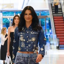 JK Iguatemi promove desfile de moda especial de Dia das Mães