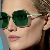 Boss Eyewear macht Toni Garrn zum Kampagnengesicht