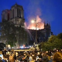 I gruppi del lusso scendono in campo per la ricostruzione di Notre-Dame