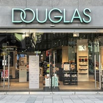 Cosmetics retailer Douglas sees sales, earnings growth in 2025