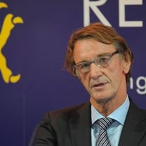 狂热的机车收藏家、Belstaff品牌的新东家—石化大亨 Jim Ratcliffe 跃升英国富豪榜第一名