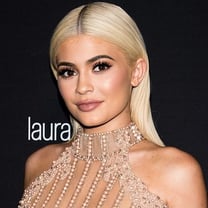 《福布斯》“2018美国白手起家女富豪榜单”，20岁的美国名媛 Kylie Jenner 成为史上最年轻上榜者