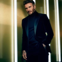 Boss launcht Festtags-Kampagne mit Beckham und Bündchen