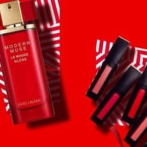 Estée Lauder aumenta sua previsão de lucro para 2018