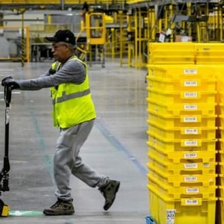 Amazon faces possible US strikes as Christmas looms