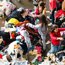 Spain's top fashion retailers to launch trial to collect clothes waste in 2025