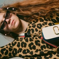 Safilo renova licença com Marc Jacobs até 2026