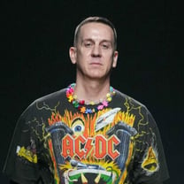 Jeremy Scott deja Moschino