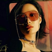 Kering Eyewear UNT'yi Satın Alıyor