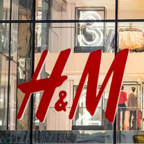 H&M: lucro líquido dispara no segundo trimestre (março-maio), mas junho está sombrio