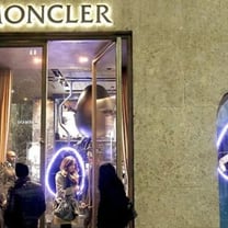 早报 | Moncler去年销售额突破20亿欧元；阿里巴巴海外消费者首次突破3亿