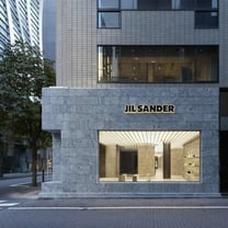 Nuove aperture e pop-up store: Jil Sander, Rocca, A504, Shein, Just Play e Minotti