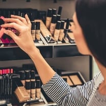 Estudo revela que L'Oréal Paris é a marca de cosmética mais famosa do mundo