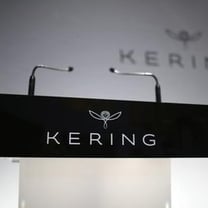 Pinault's holding group launches Kering 375 million-euro convertible bond offer