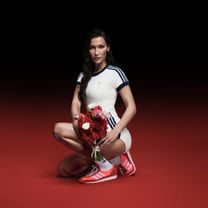 Adidas baut mit starbesetzter Kampagne auf dem Erfolg seiner Low-Top-Modelle auf