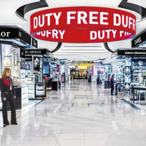 Основатель Duty Free потратил все свое состояние на благотворительность