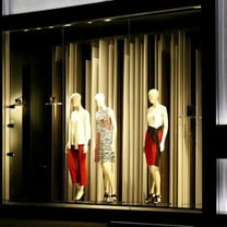 Hugo Boss si aspetta un rallentamento delle vendite nel 2023