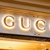 突发 | 奢侈品需求降温，Gucci 第三季度收入大跌7%