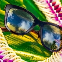 Kering, ABD'li Yüksek Kaliteli Gözlük markası Maui Jim'i satın aldı