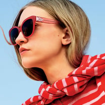 Safilo e Kate Spade New York renovam contrato de licenciamento