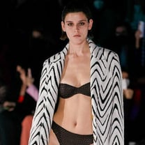 El neo-bobó de Missoni y la mujer seductora de Sportmax desfilan en Milán