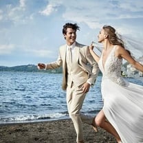 Pronovias lanza al mercado su primera colección para novio junto a Carlo Pignatelli