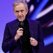 Bernard Arnault, insaziabile imperatore del lusso e prima ricchezza mondiale