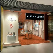 Vista Alegre instala-se no Aeroporto de Lisboa com loja temporária