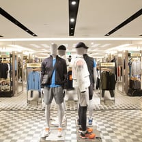 Harrods apre una sala dedicata allo sportswear nel reparto menswear rinnovato