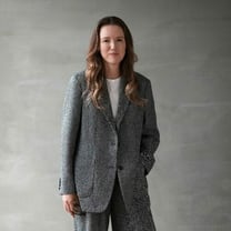 Uniqlo ernennt Clare Waight Keller zur Kreativdirektorin