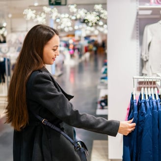 UK inflation hits 2.6% in November, clothing prices rise